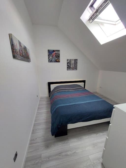 Maison Calme Proche De La Cite Des Loisirs Amneville Bagian luar foto